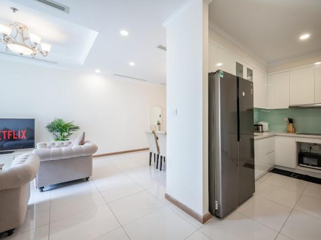 Luna Apartment- Vinhomes Park Căn hộ