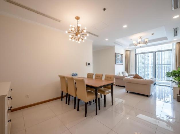 Luna Apartment- Vinhomes Park Căn hộ