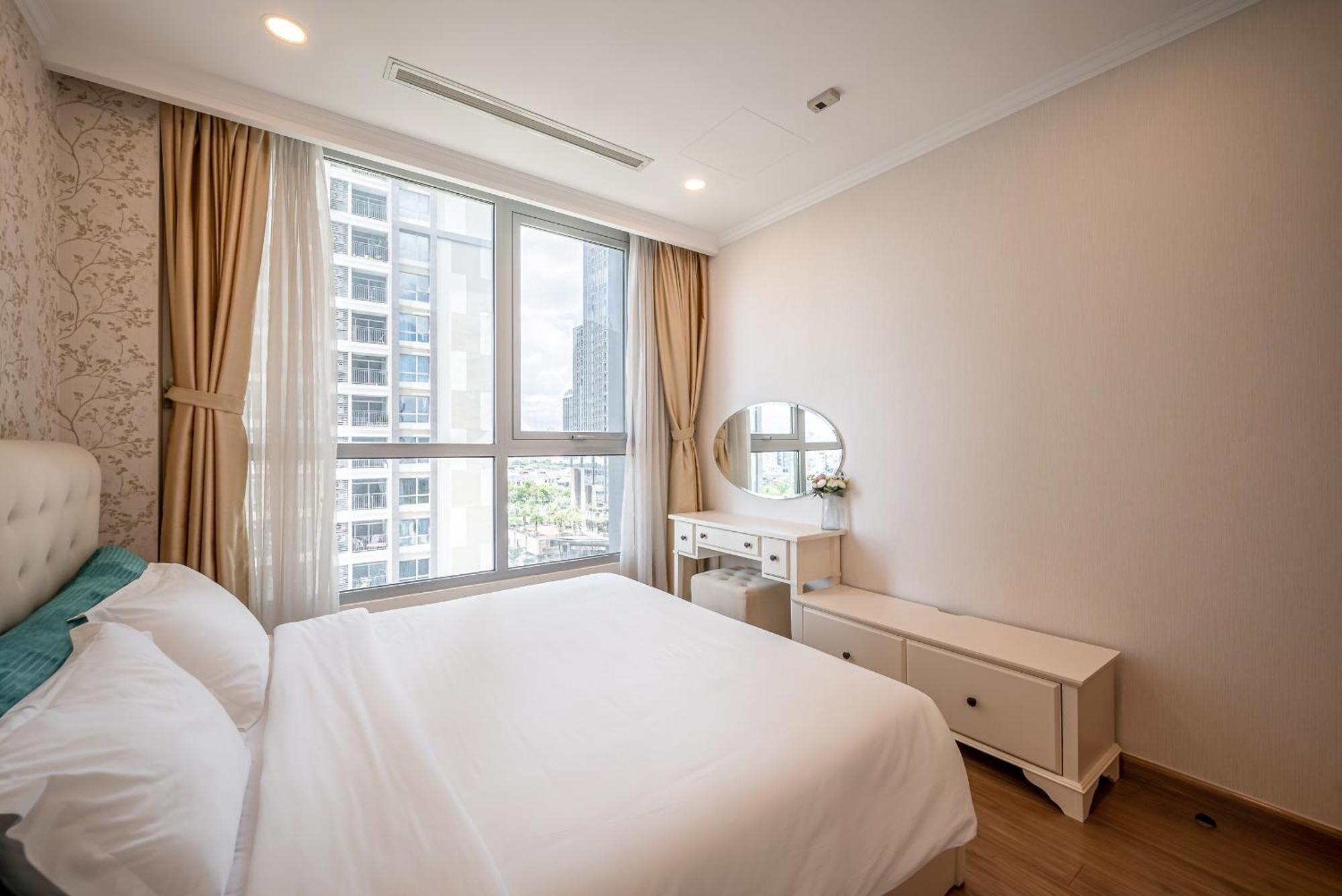 Căn hộ Luna Apartment- Vinhomes Park
