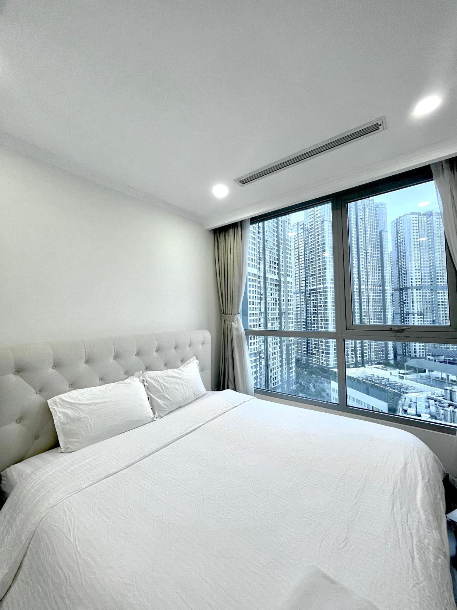 Luna Apartment- Vinhomes Park Căn hộ TP. Hồ Chí Minh