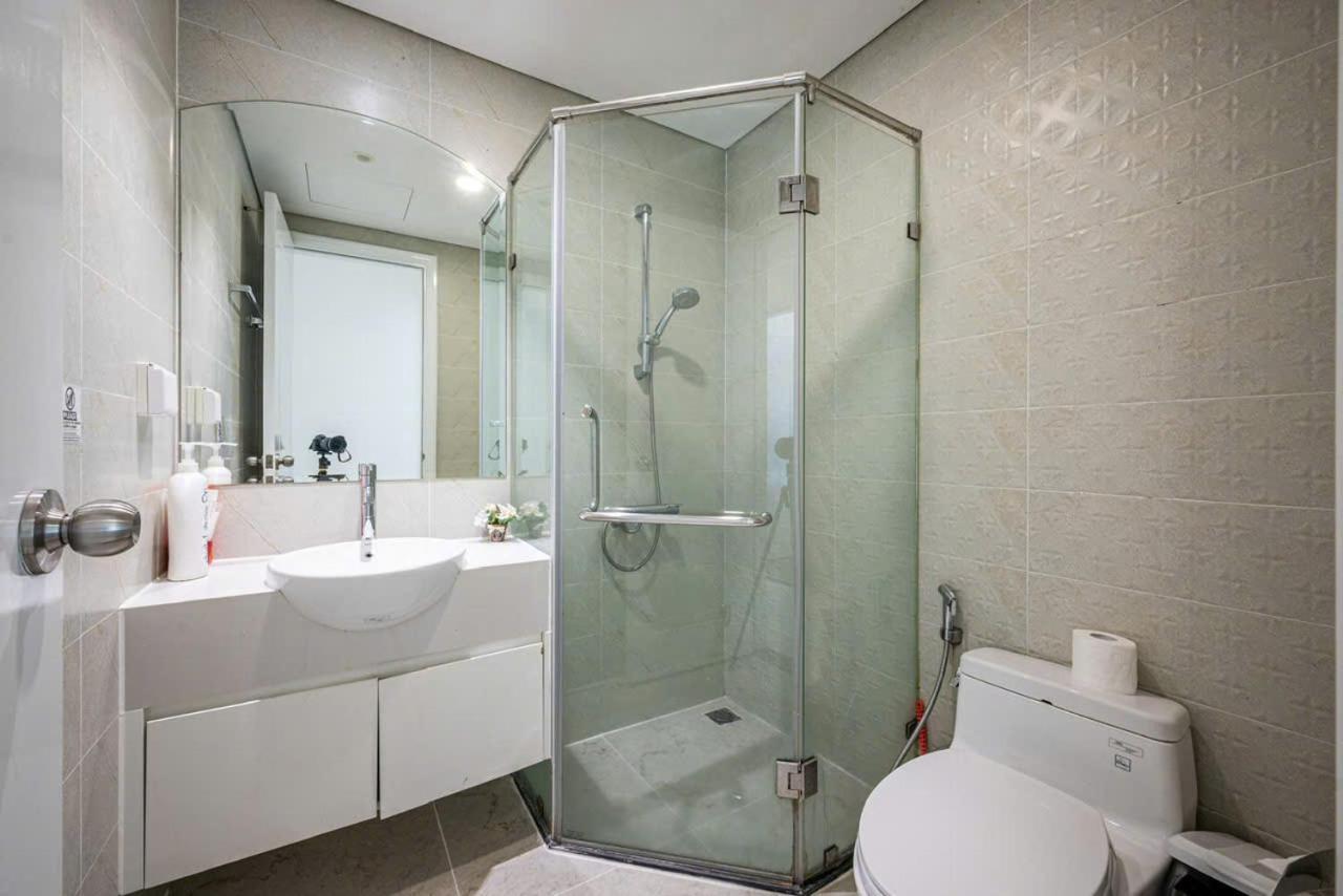 Luna Apartment- Vinhomes Park Căn hộ