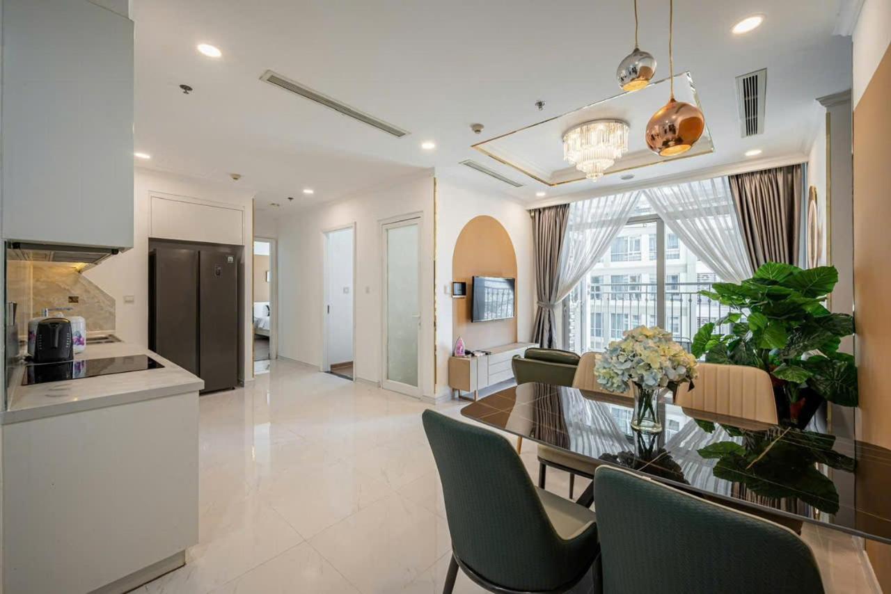 Luna Apartment- Vinhomes Park TP. Hồ Chí Minh