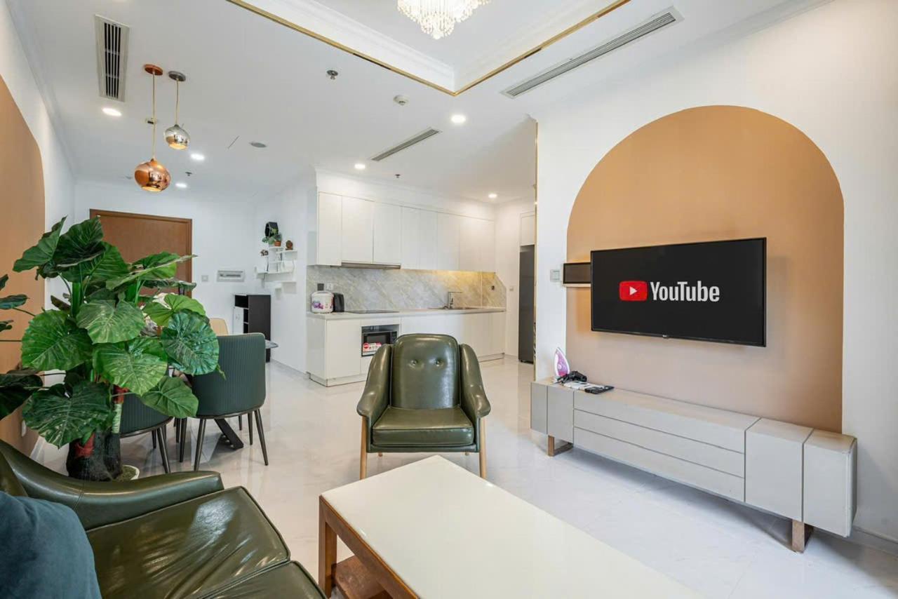 Luna Apartment- Vinhomes Park Căn hộ
